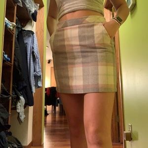 Gray and pink plaid skirt with pockets